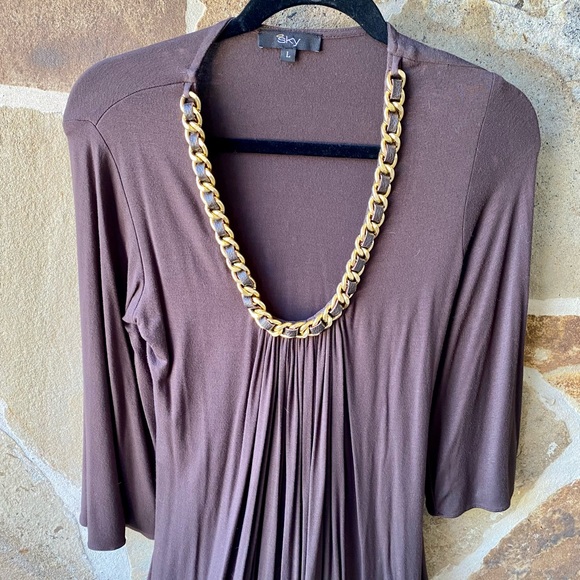 Women’s Sky chain neckline dress - Picture 2 of 10